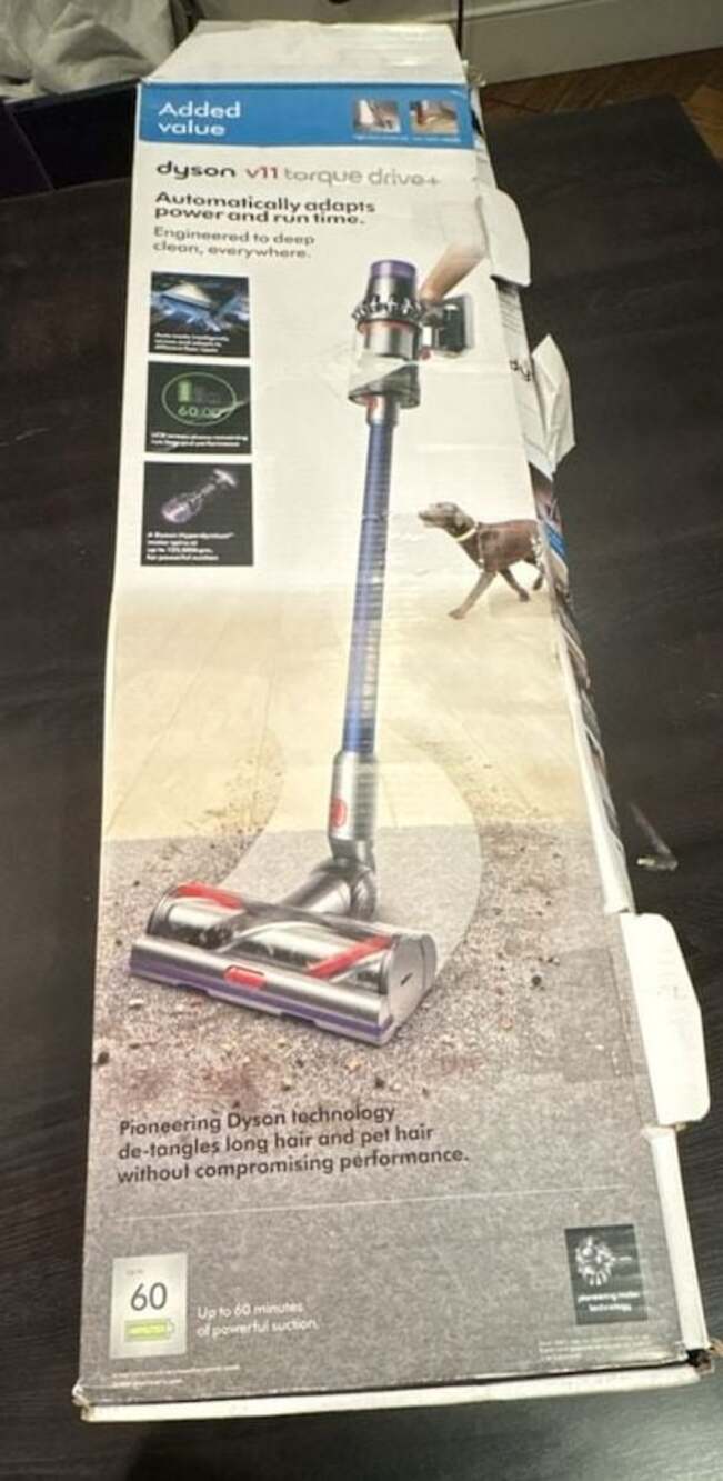 Dyson v11 Torque Drive+ Cordless Stick Vacuum Cleaner working! READ for parts*